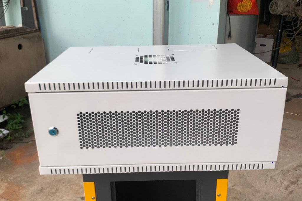 Tủ Rack 4U Là Gì? Kích Thước Tủ Rack Mạng 4U Là Bao Nhiêu?