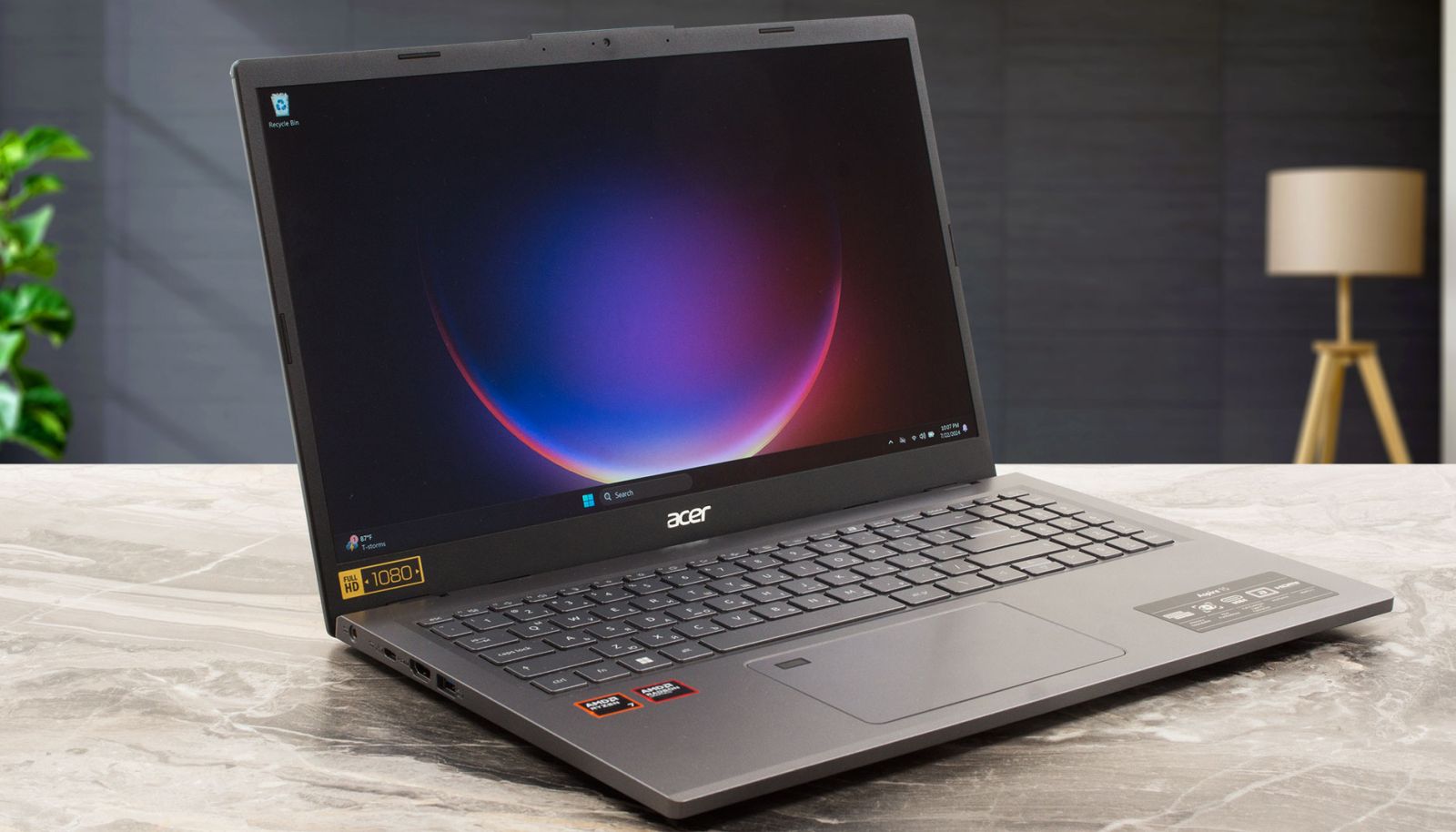 Laptop Acer AS A15-51P-53T8.