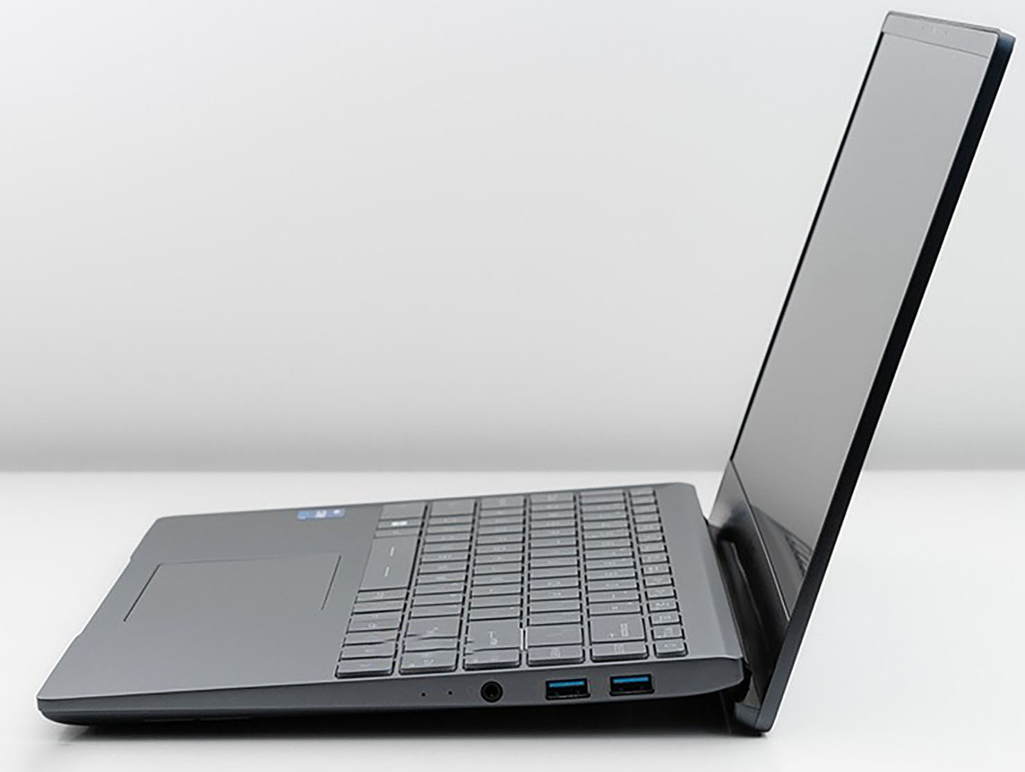 Laptop MSI Modern 14 B11MOU 1031VN