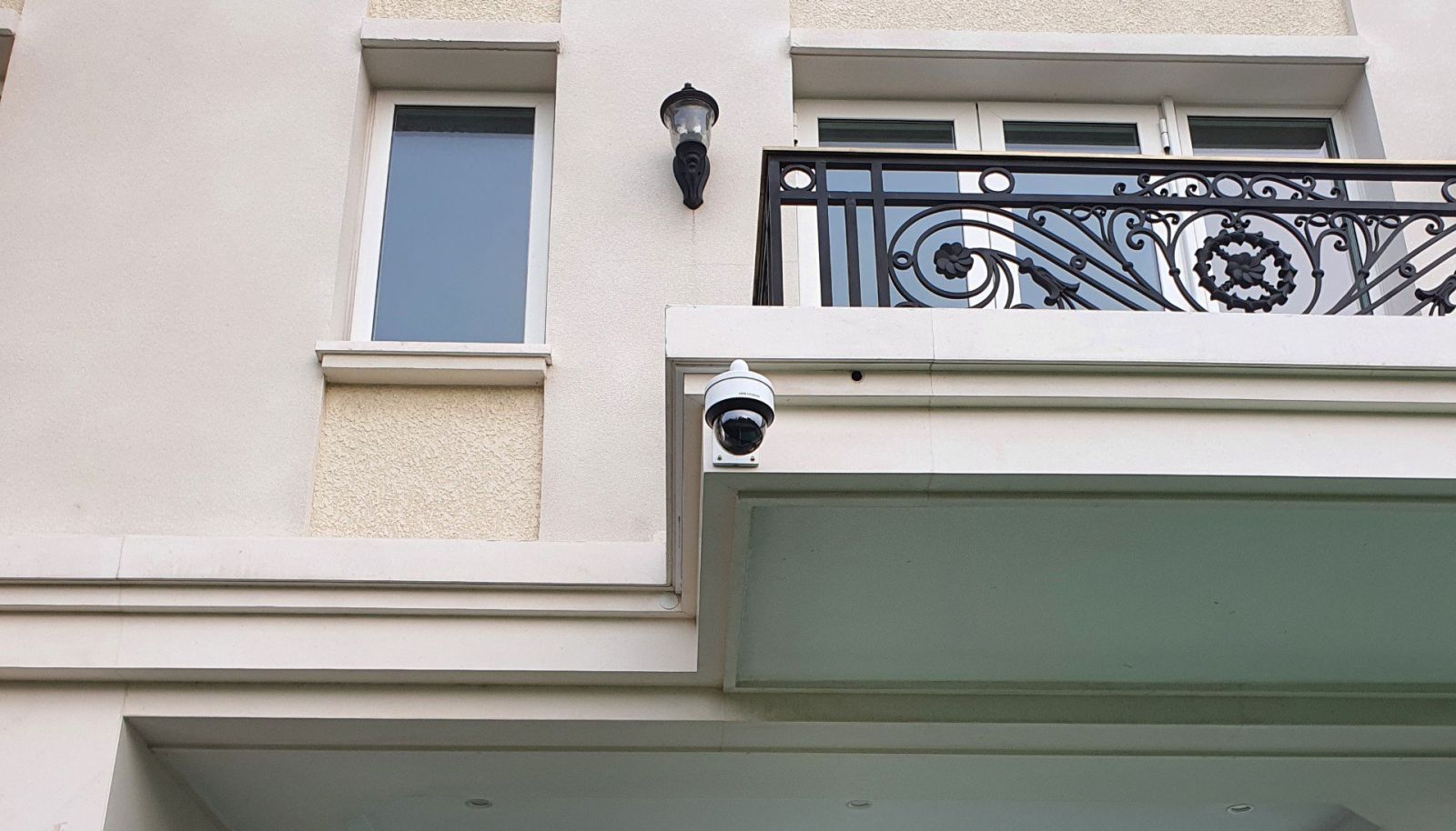 Khi Nào Nên Dùng Camera Ngoài Trời?.