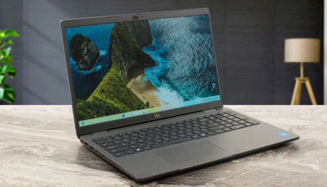 Màn Hình 15.6 Inch FHD IPS Góc Nhìn Rộng, Hình Ảnh Sống Động.
