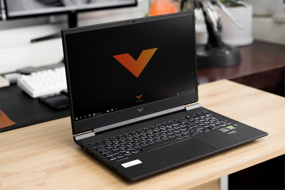 Sự Lựa Chọn Lý Tưởng Cho Giải Trí và Làm Việc với Laptop HP Victus 16-s0142AX 9Q989PA.